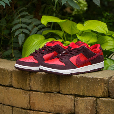 Nike SB Dunk "Low Cherry"